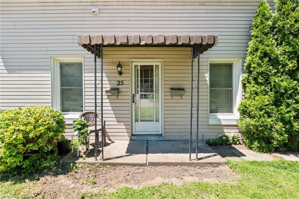 25 Bessey Street Property Photo 5