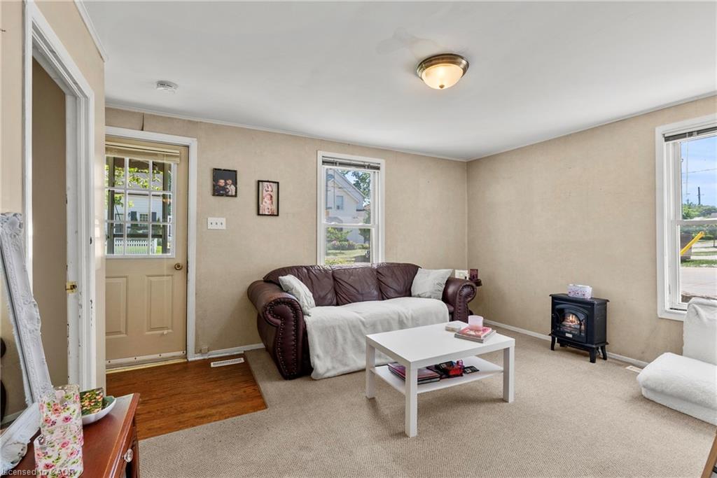 25 Bessey Street Property Photo 7