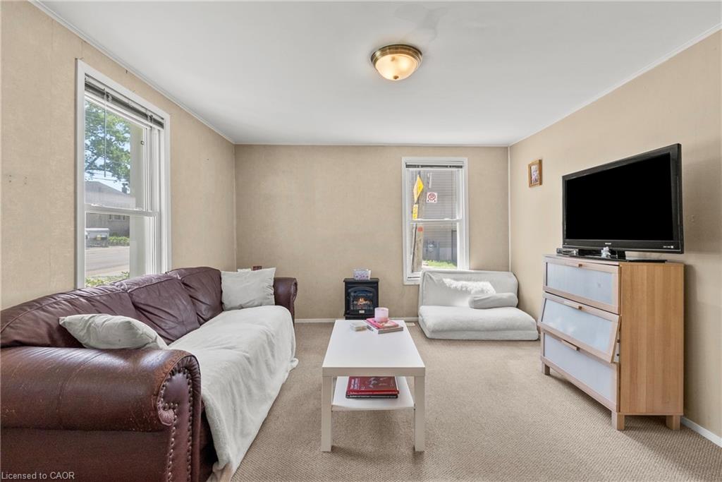 25 Bessey Street Property Photo 8