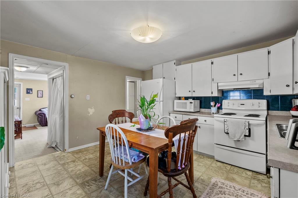 25 Bessey Street Property Photo 17