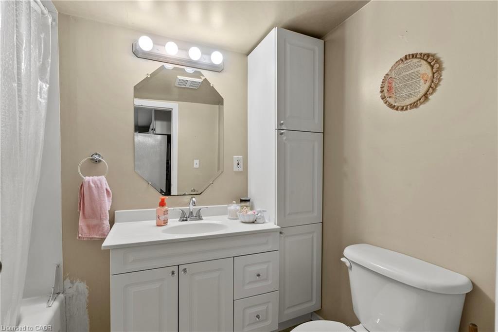 25 Bessey Street Property Photo 18
