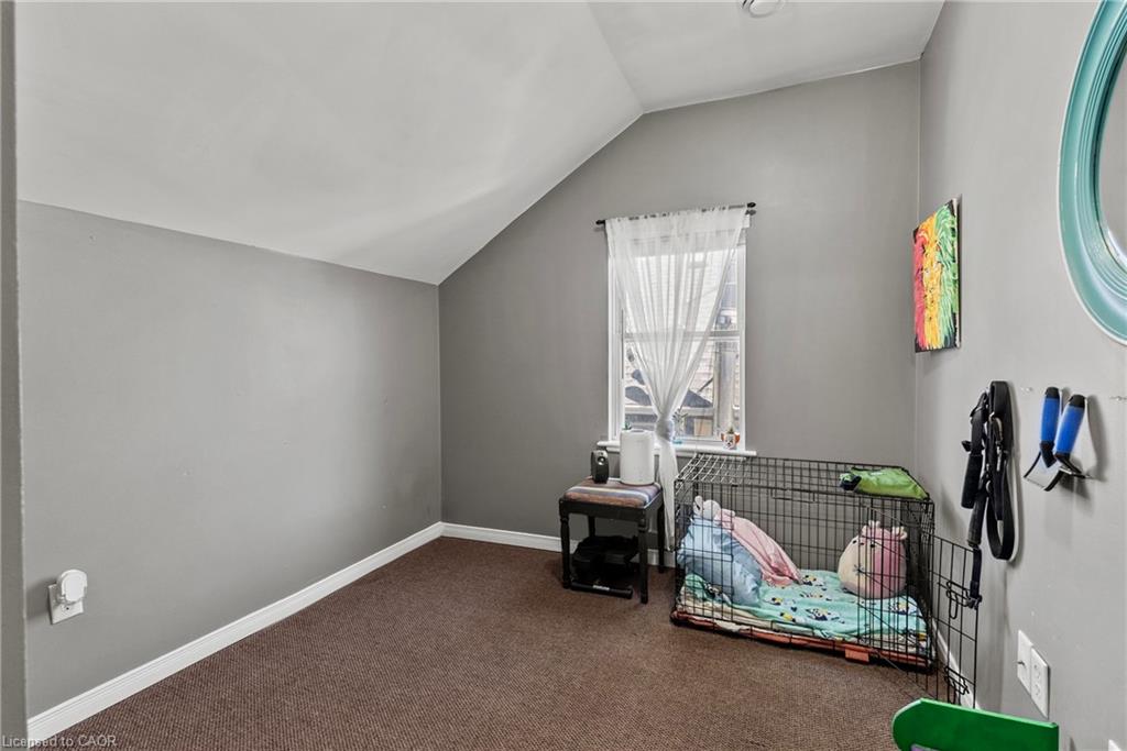 25 Bessey Street Property Photo 31