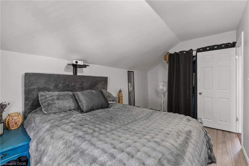 25 Bessey Street Property Photo 35
