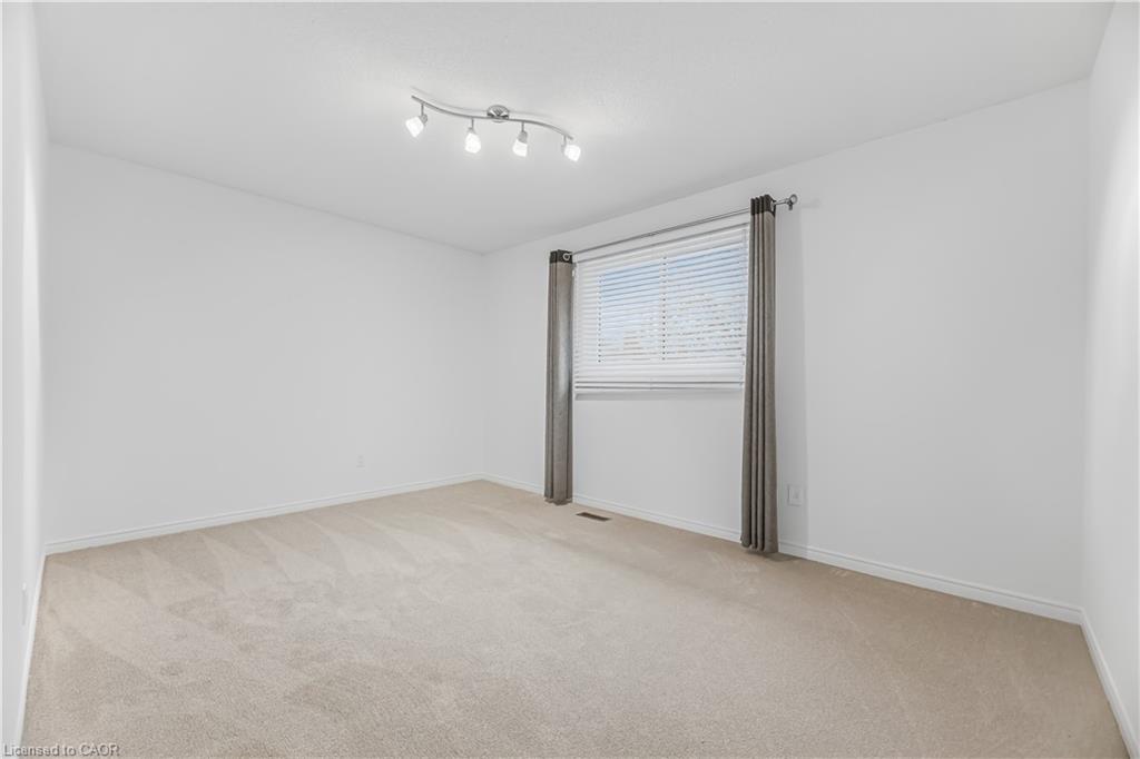 1004 Roxborough Drive Property Photo 29