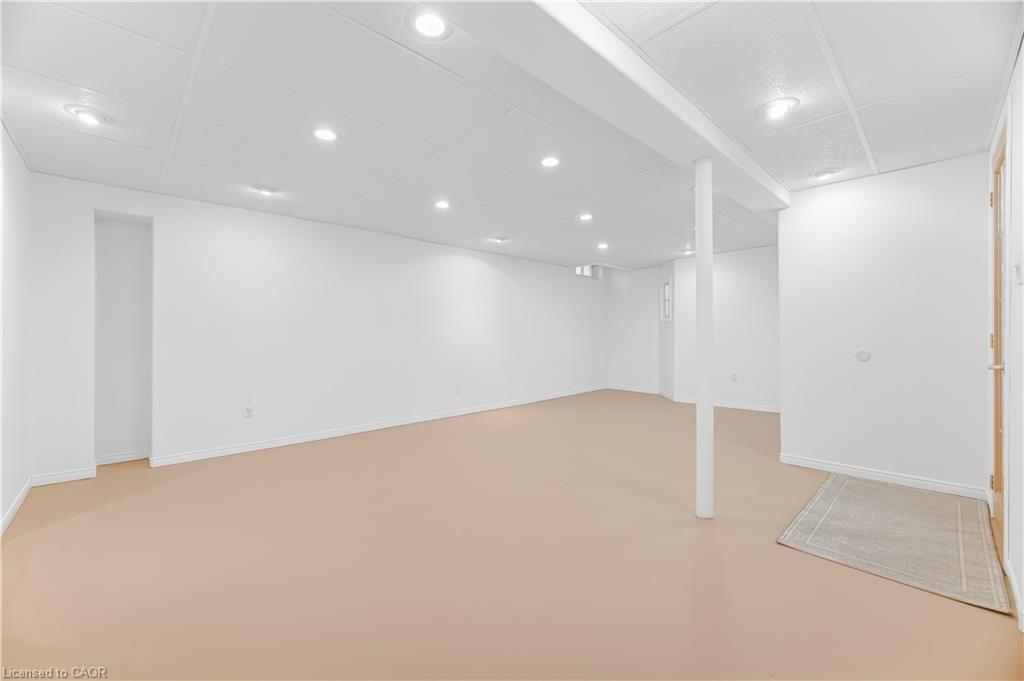1004 Roxborough Drive Property Photo 43