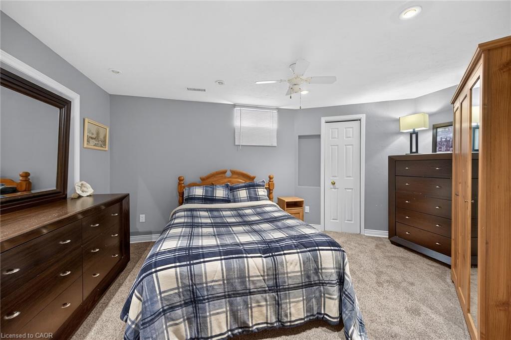 32 Symphony Place Property Photo 38
