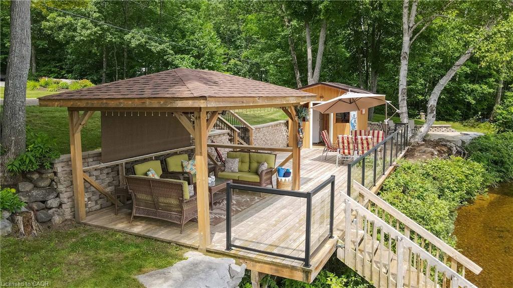 165 Lakeshore Drive Property Photo 11