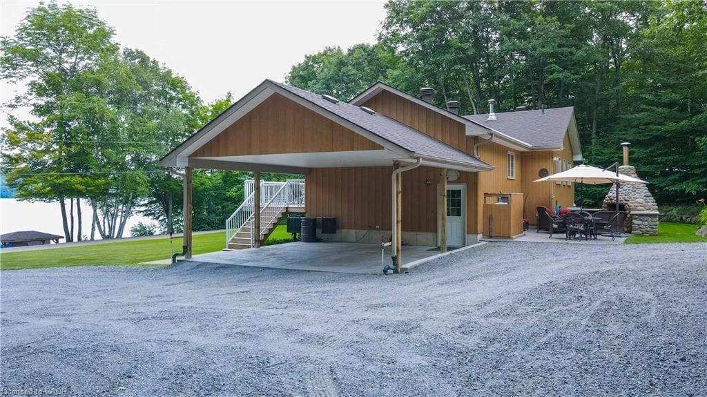 165 Lakeshore Drive Property Photo 18