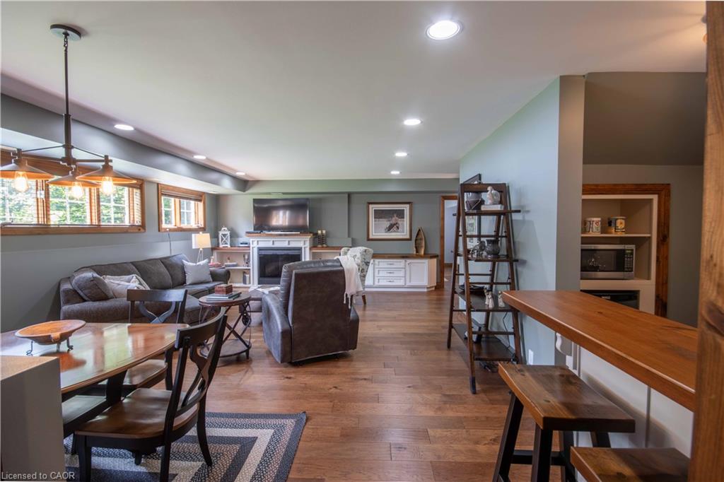 165 Lakeshore Drive Property Photo 33