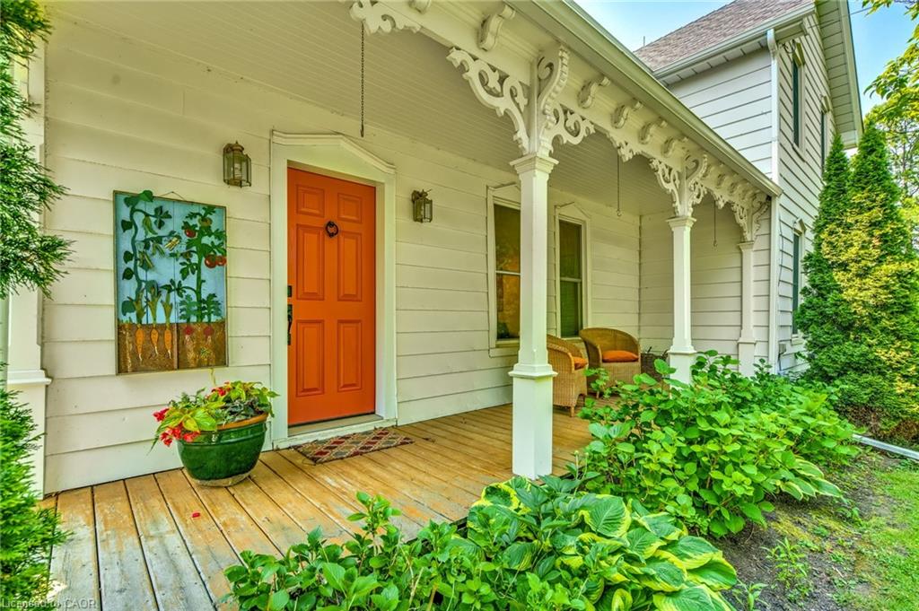 519 Queenston Road Property Photo 6