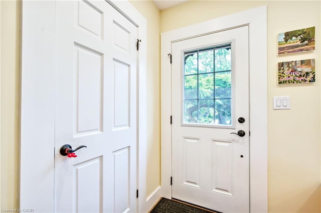 519 Queenston Road Property Photo 7