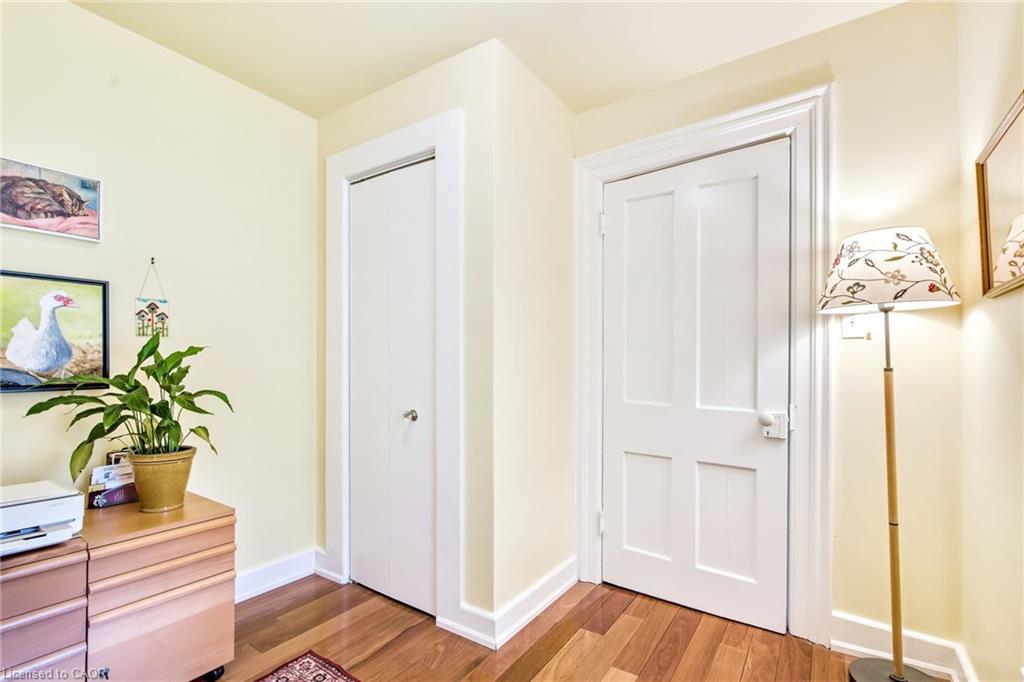 519 Queenston Road Property Photo 25