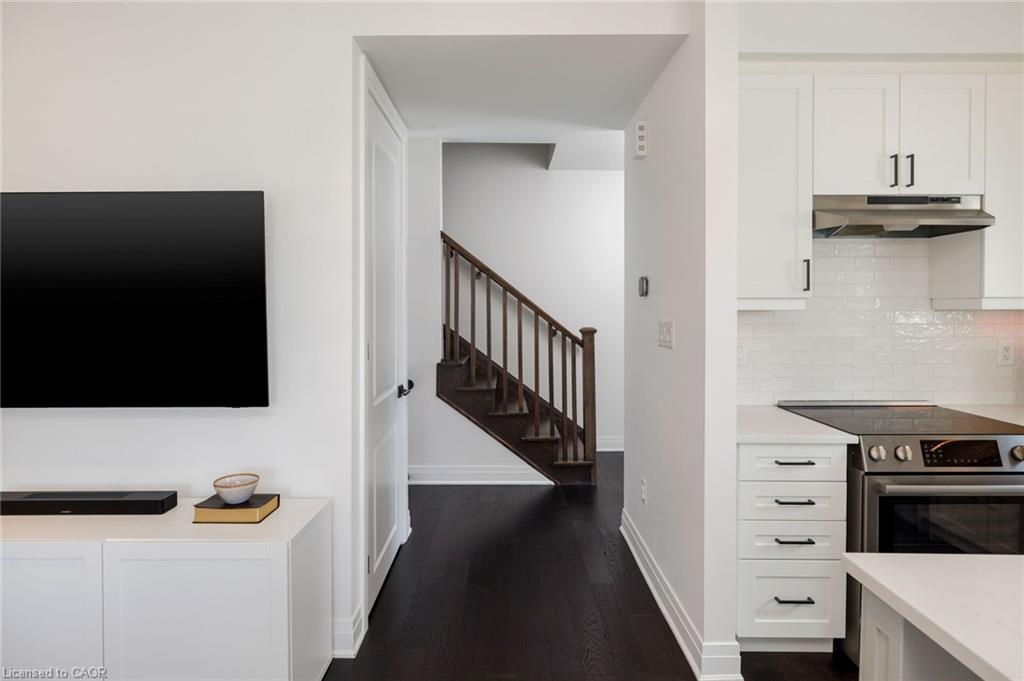 86-1317 Leriche Way Property Photo 7