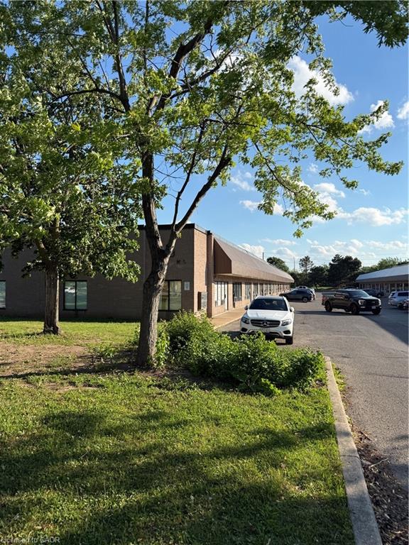 9-42 Regan Road Property Photo 15