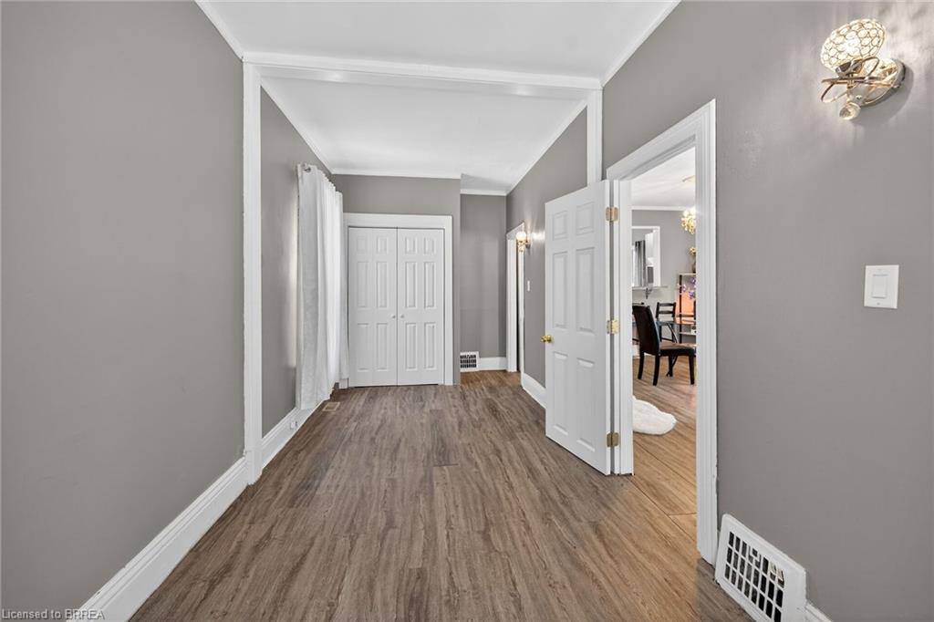 27 High Street Property Photo 33