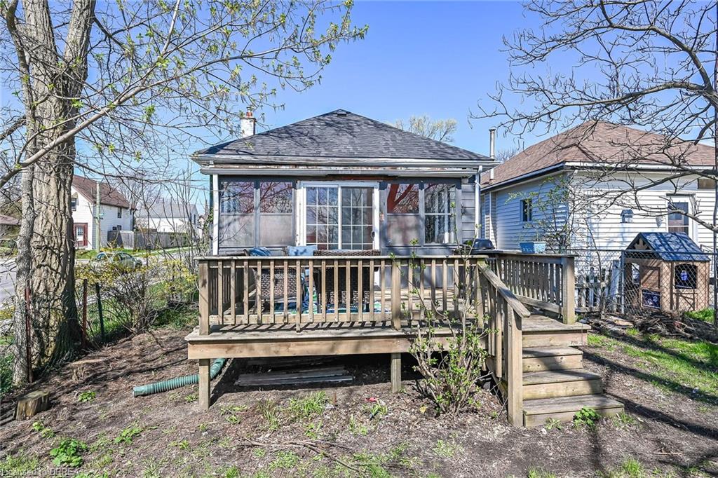 27 High Street Property Photo 45