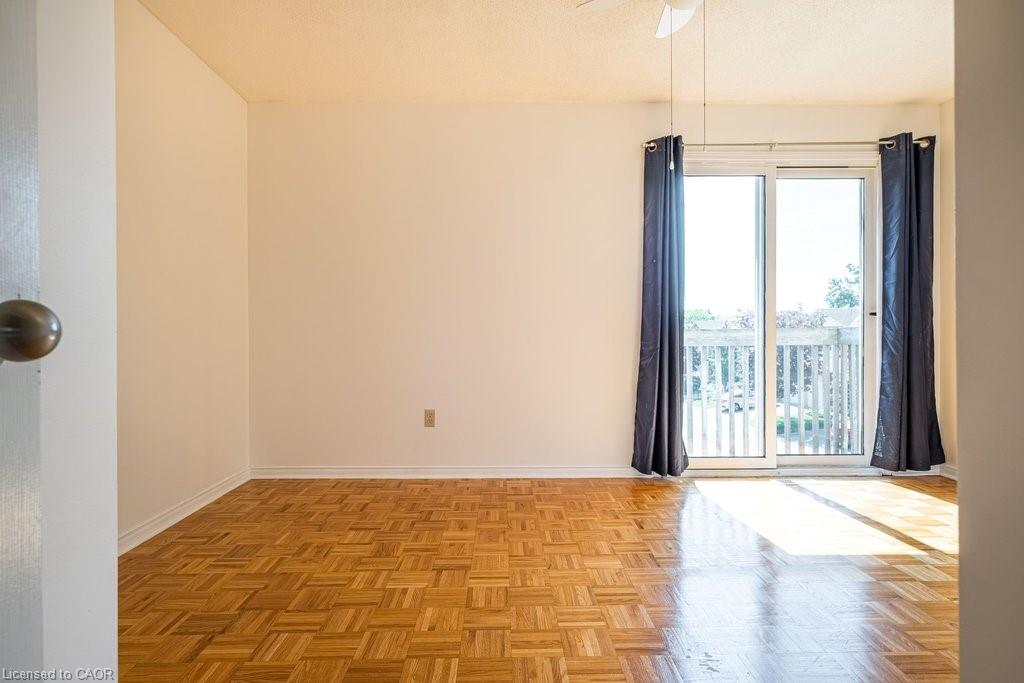 10-266 Limeridge Road E Property Photo 16