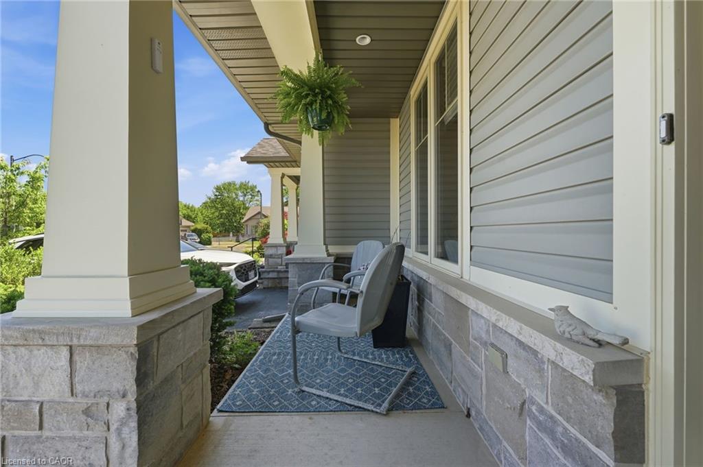 6 Manorwood Road Property Photo 7