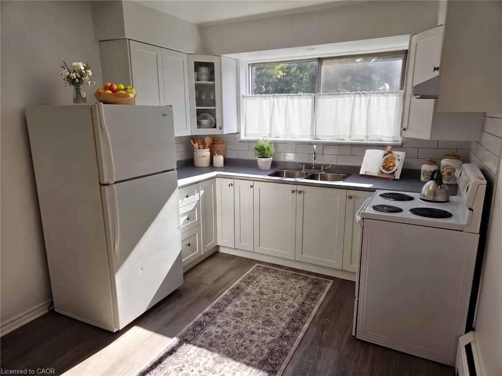 5-357 Connaught Street Property Photo 5