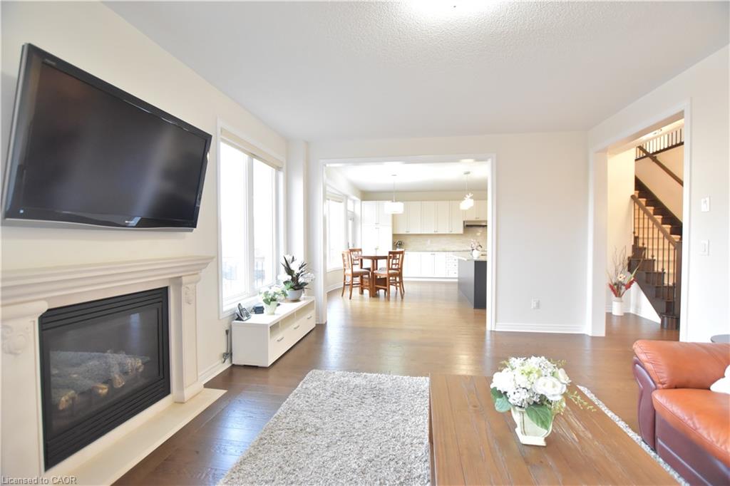 512 Terrington Crescent Property Photo 7