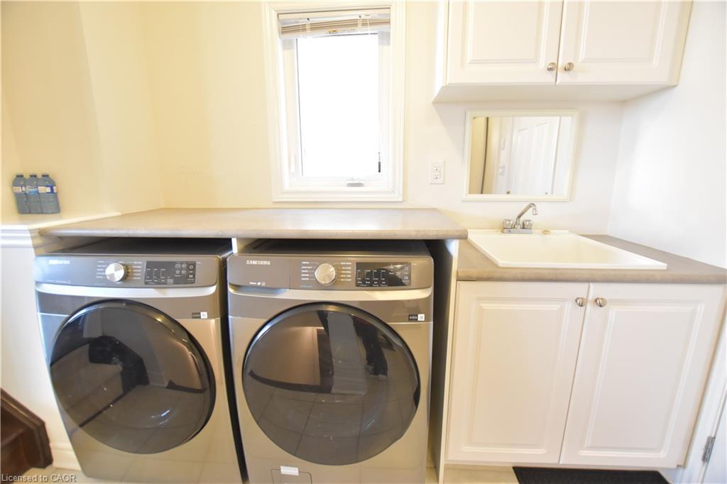 512 Terrington Crescent Property Photo 23