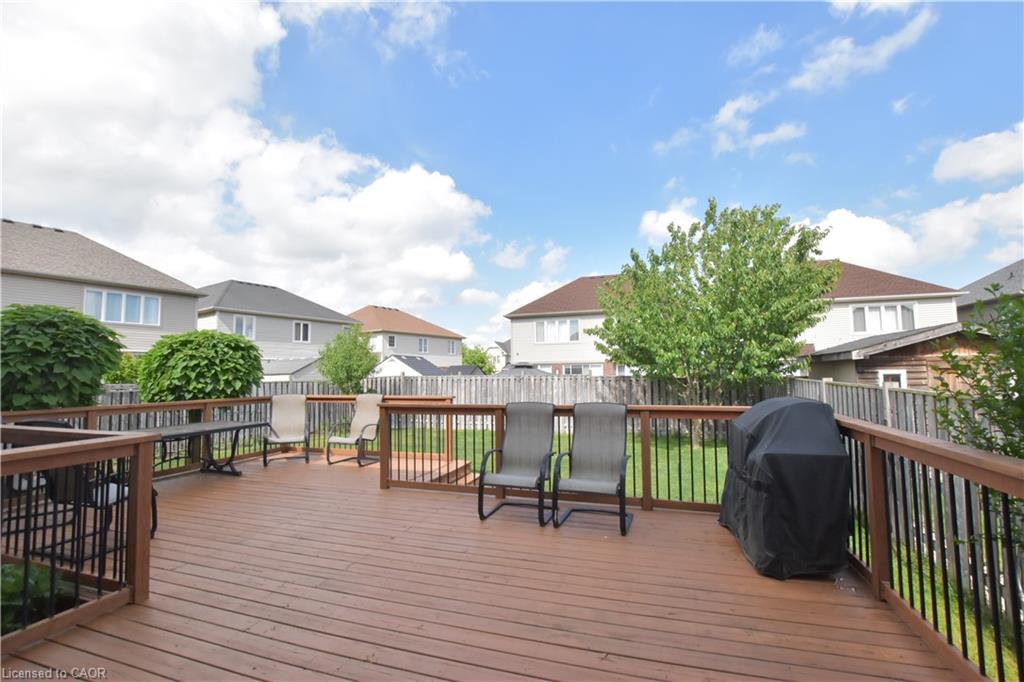 512 Terrington Crescent Property Photo 26
