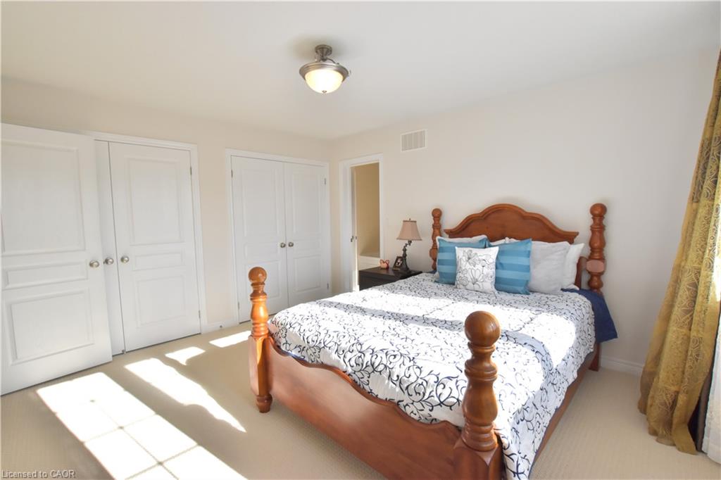 512 Terrington Crescent Property Photo 36