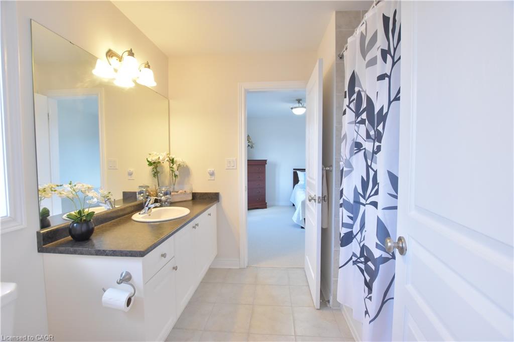 512 Terrington Crescent Property Photo 40