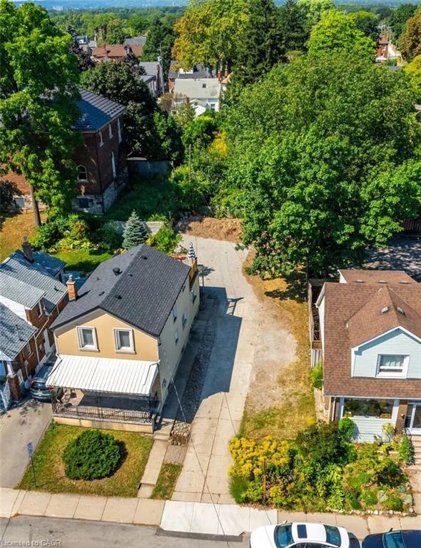 153 Strathcona Avenue N Property Photo 1