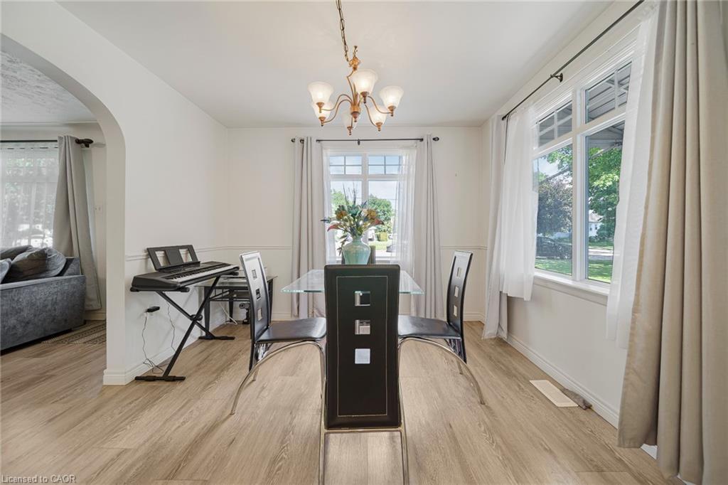 24 Park Street Property Photo 11