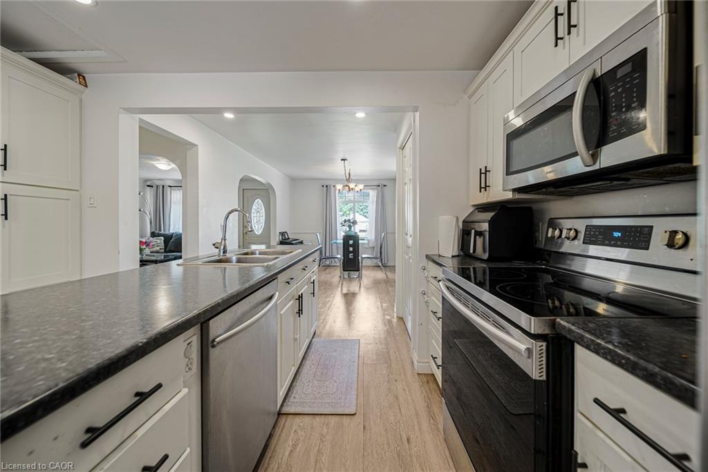 24 Park Street Property Photo 34