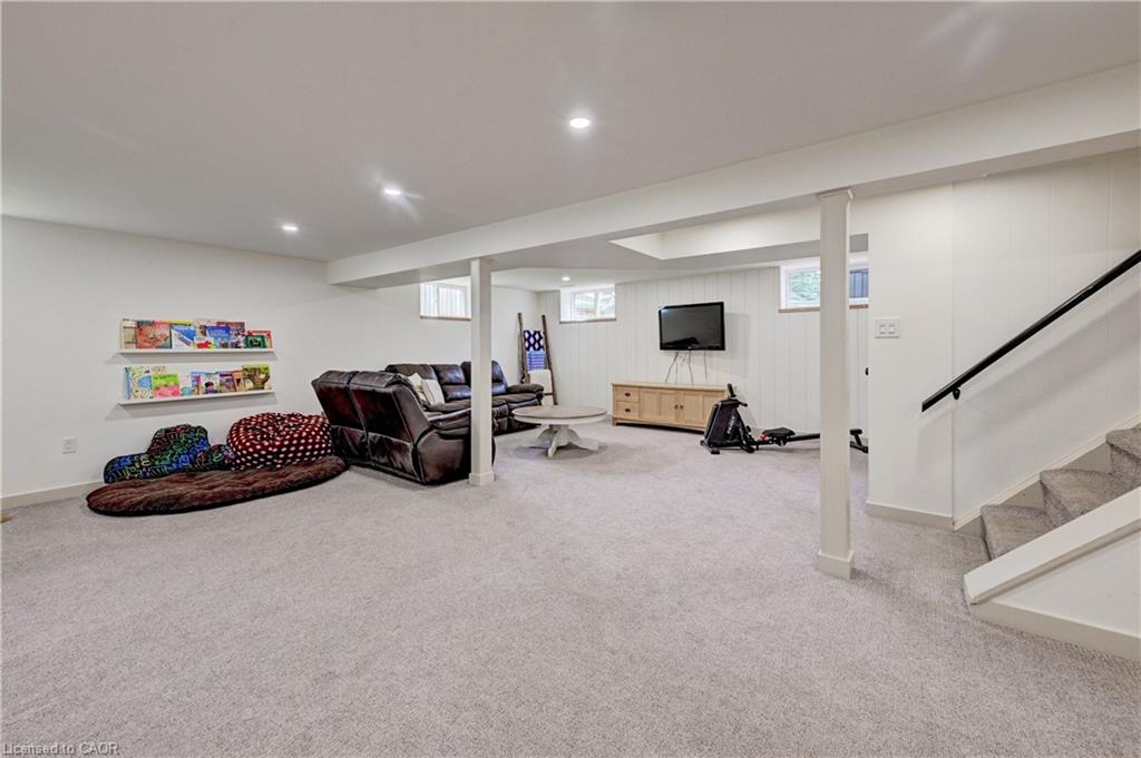 131 Byron Street Property Photo 27