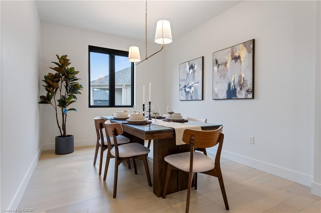 12 Macneil Court Property Photo 8