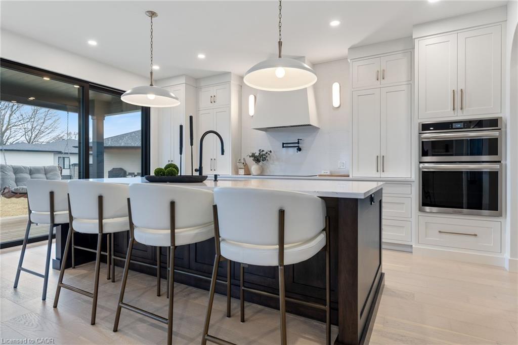 12 Macneil Court Property Photo 14
