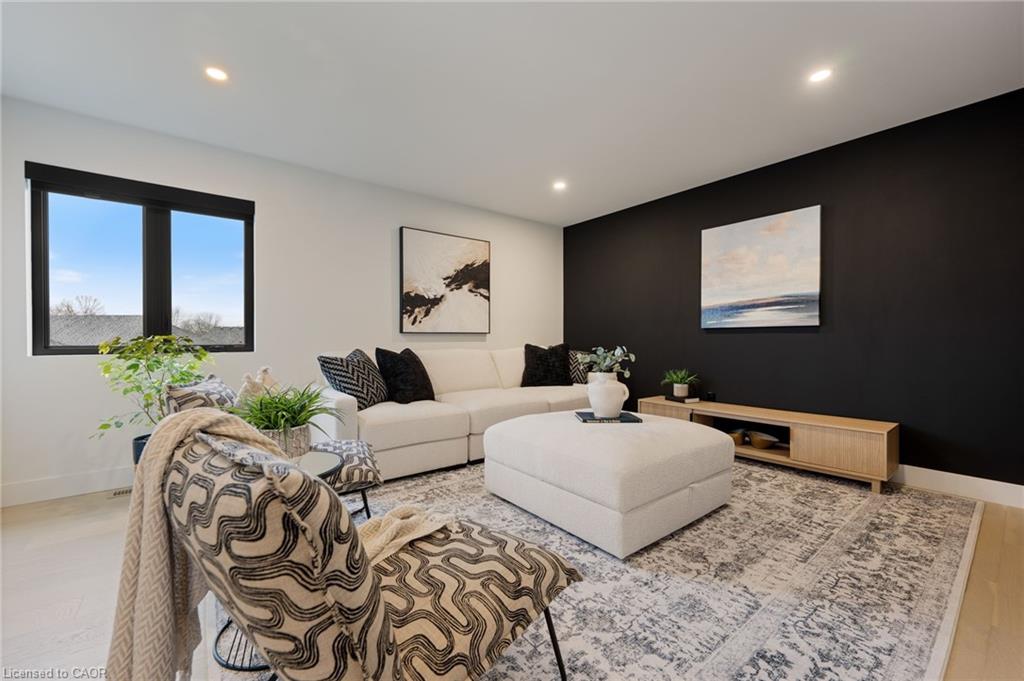 12 Macneil Court Property Photo 24