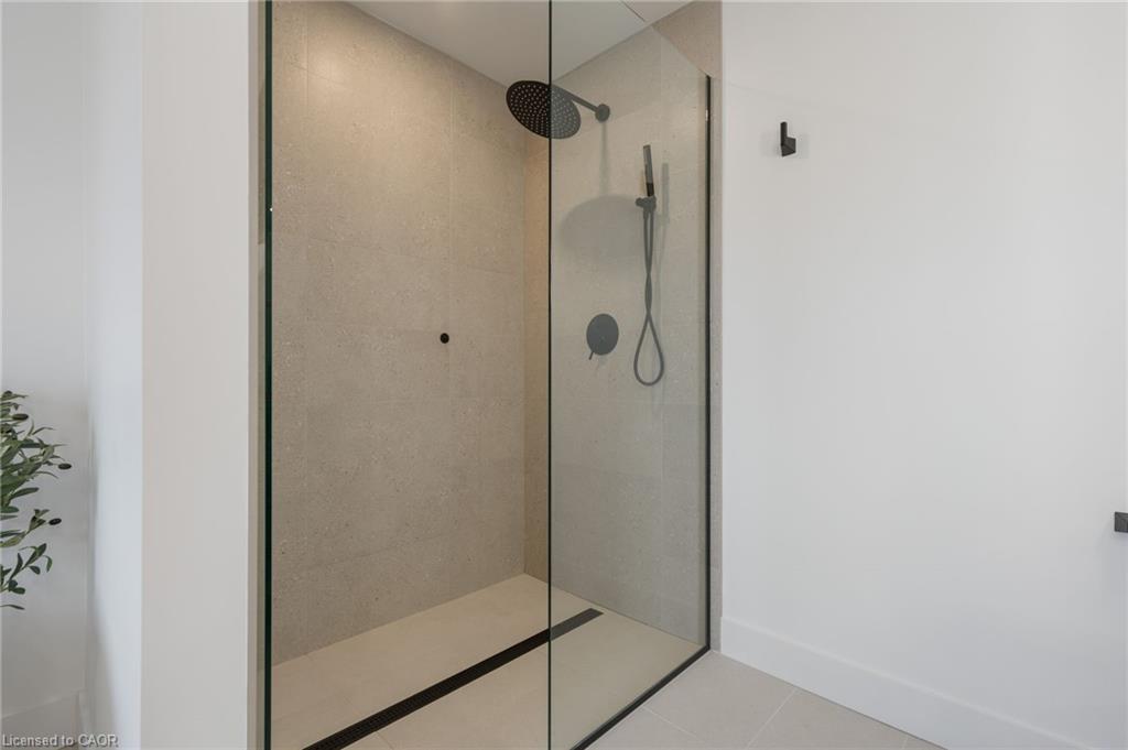 12 Macneil Court Property Photo 31