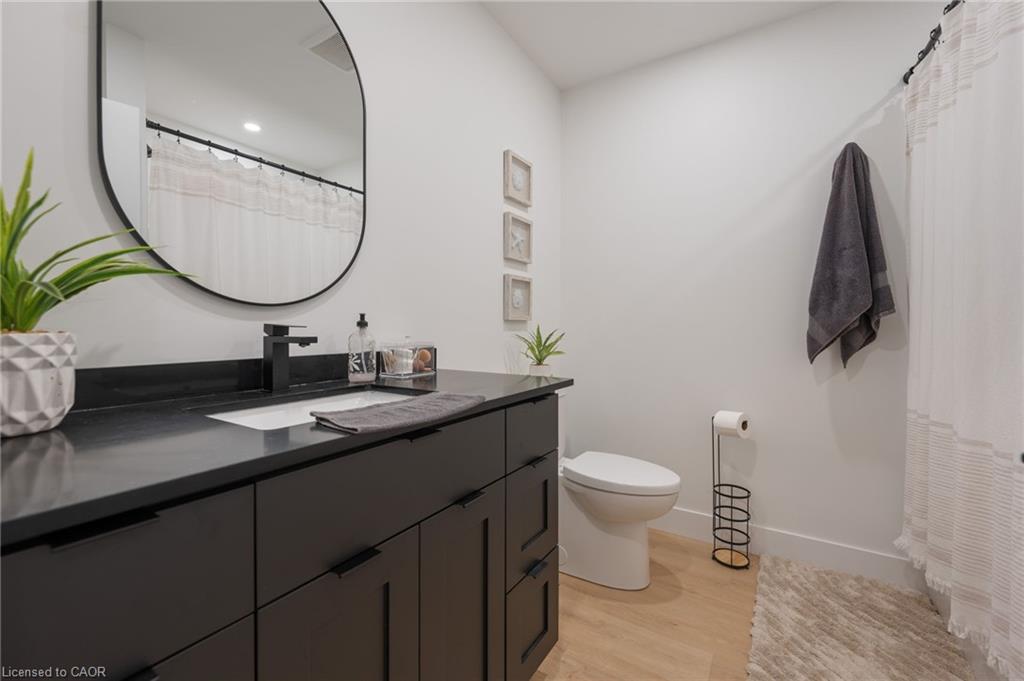 12 Macneil Court Property Photo 36