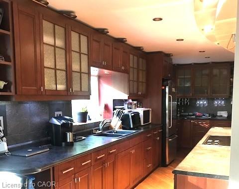 165 Ridge Road E Property Photo 17