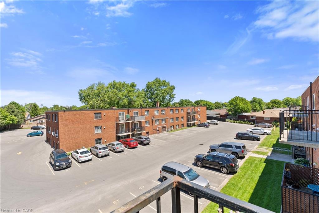 37-456 Carlton Street Property Photo 19