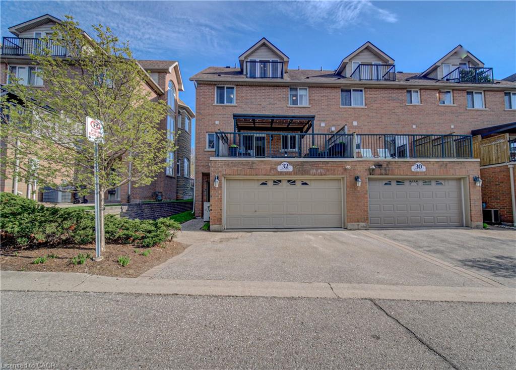 32 Bruce Street Property Photo 17