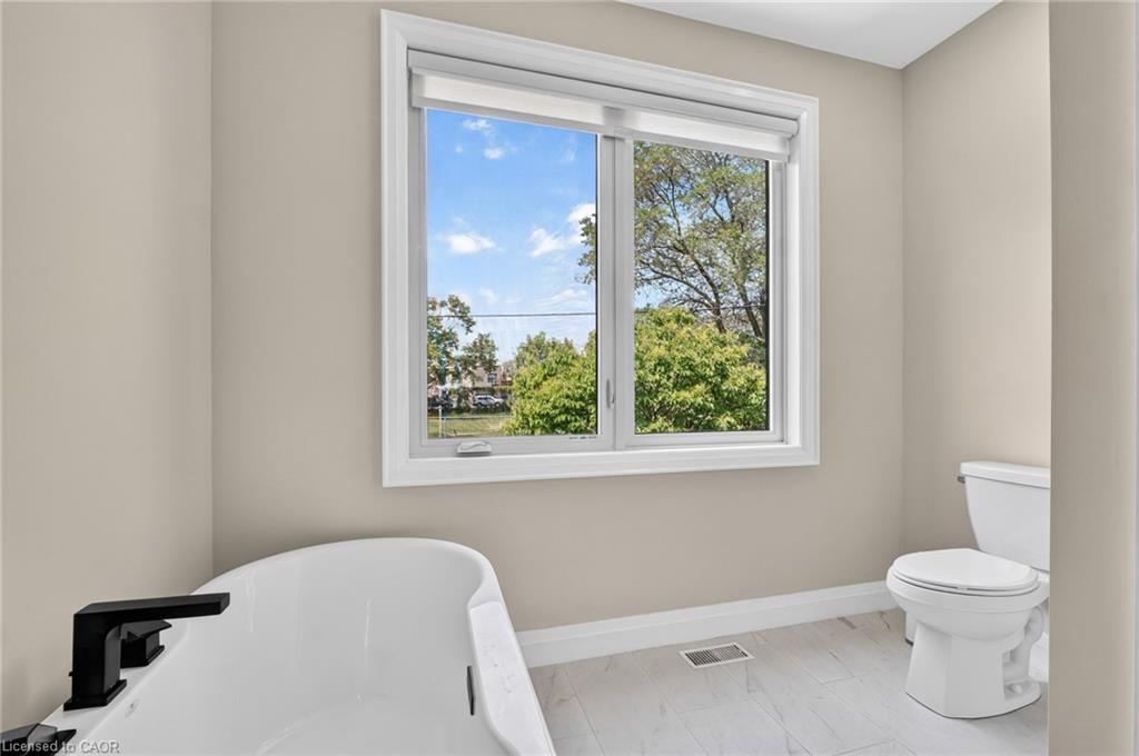 5 Marina Avenue Property Photo 18