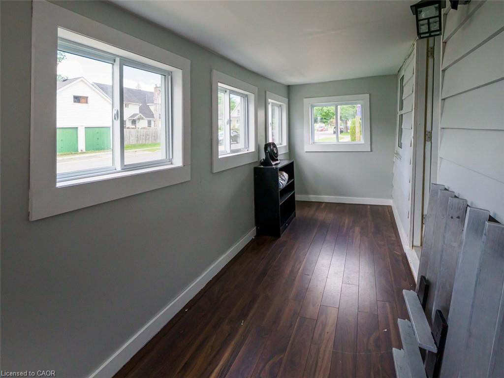 9 Marshall Lane Property Photo 4