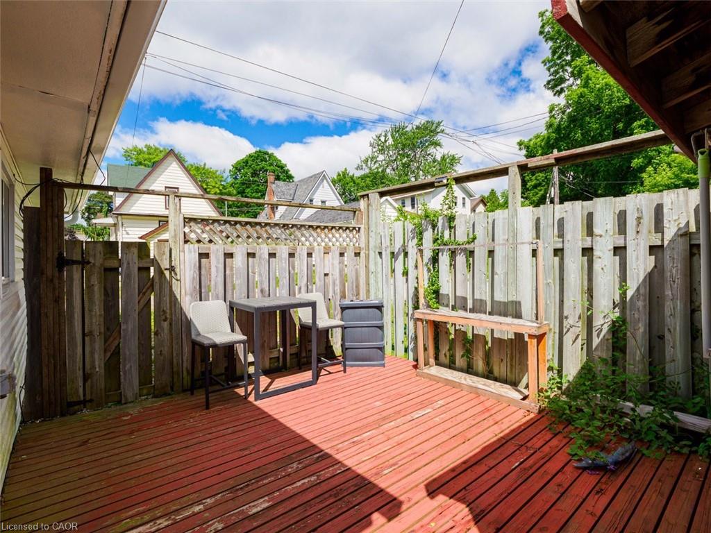 9 Marshall Lane Property Photo 18