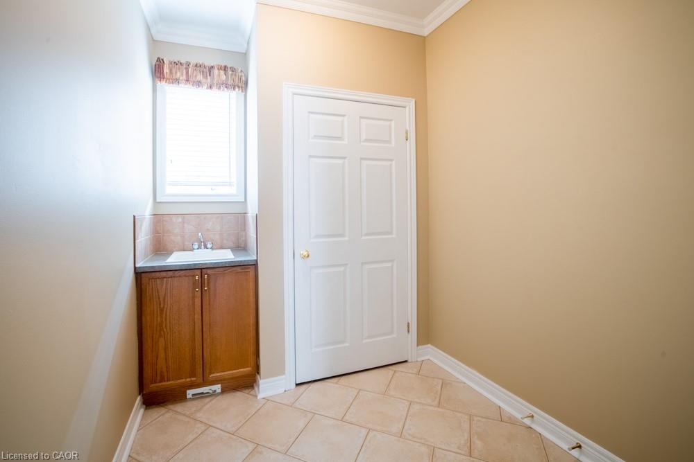8 Sophie Court Property Photo 22