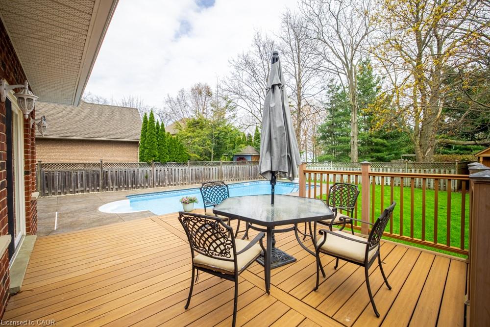 8 Sophie Court Property Photo 45