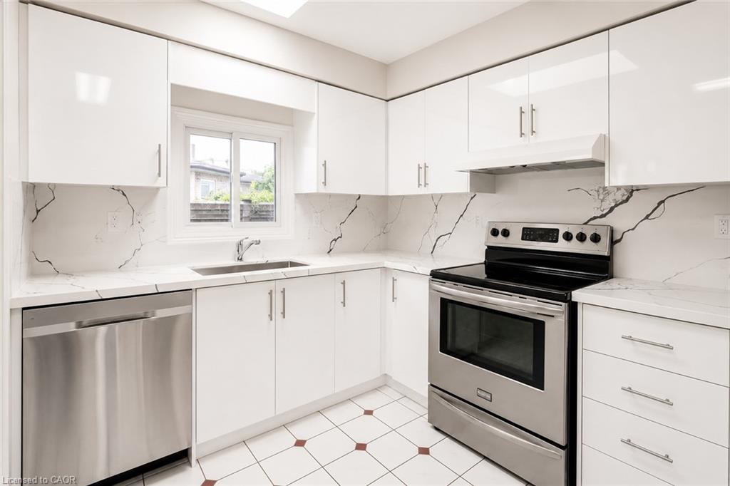 762 Railton Avenue Property Photo 14