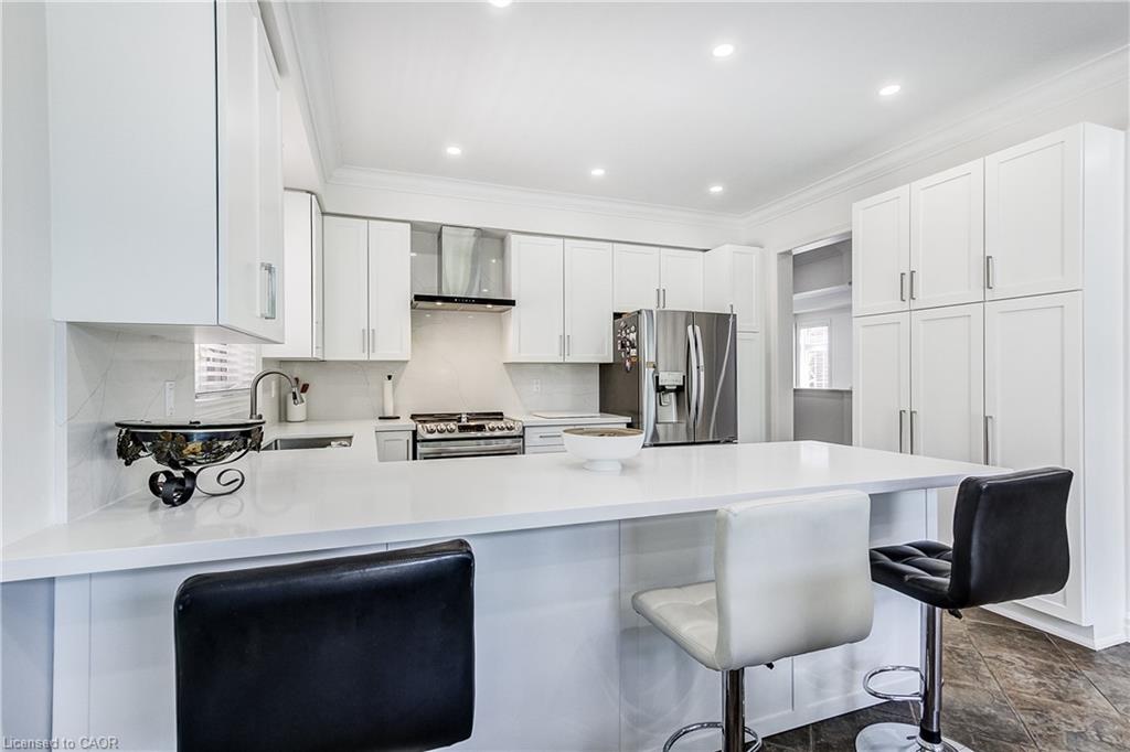 481 Heath Street Property Photo 14