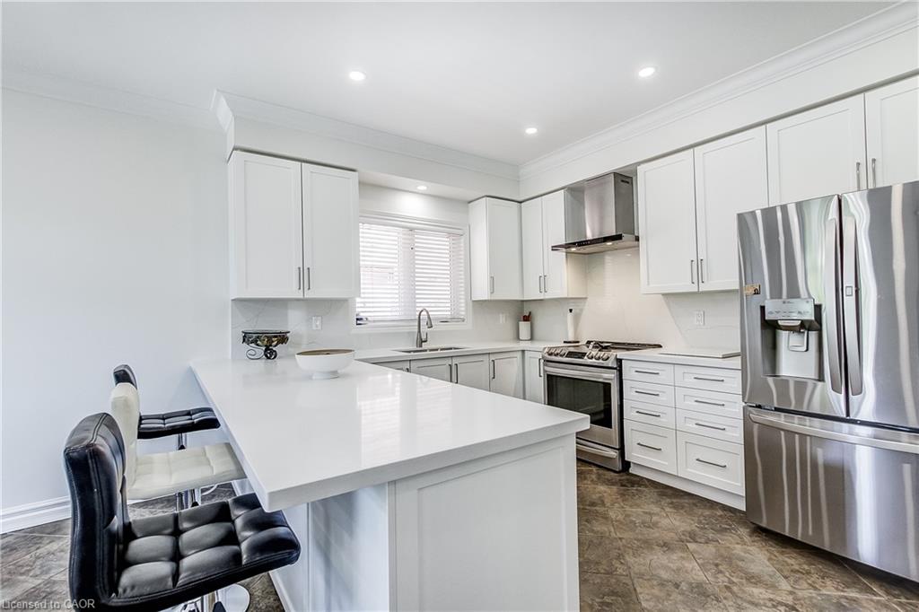 481 Heath Street Property Photo 15