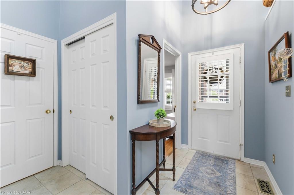 4122 Hazelnut Court Property Photo 4