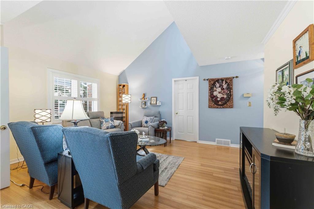 4122 Hazelnut Court Property Photo 9